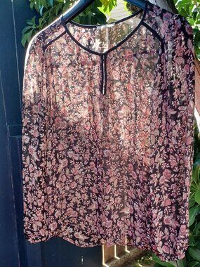 Pleione Women's Sheer Floral Blouse Long Sleeve Lovely Back Piping Size Med